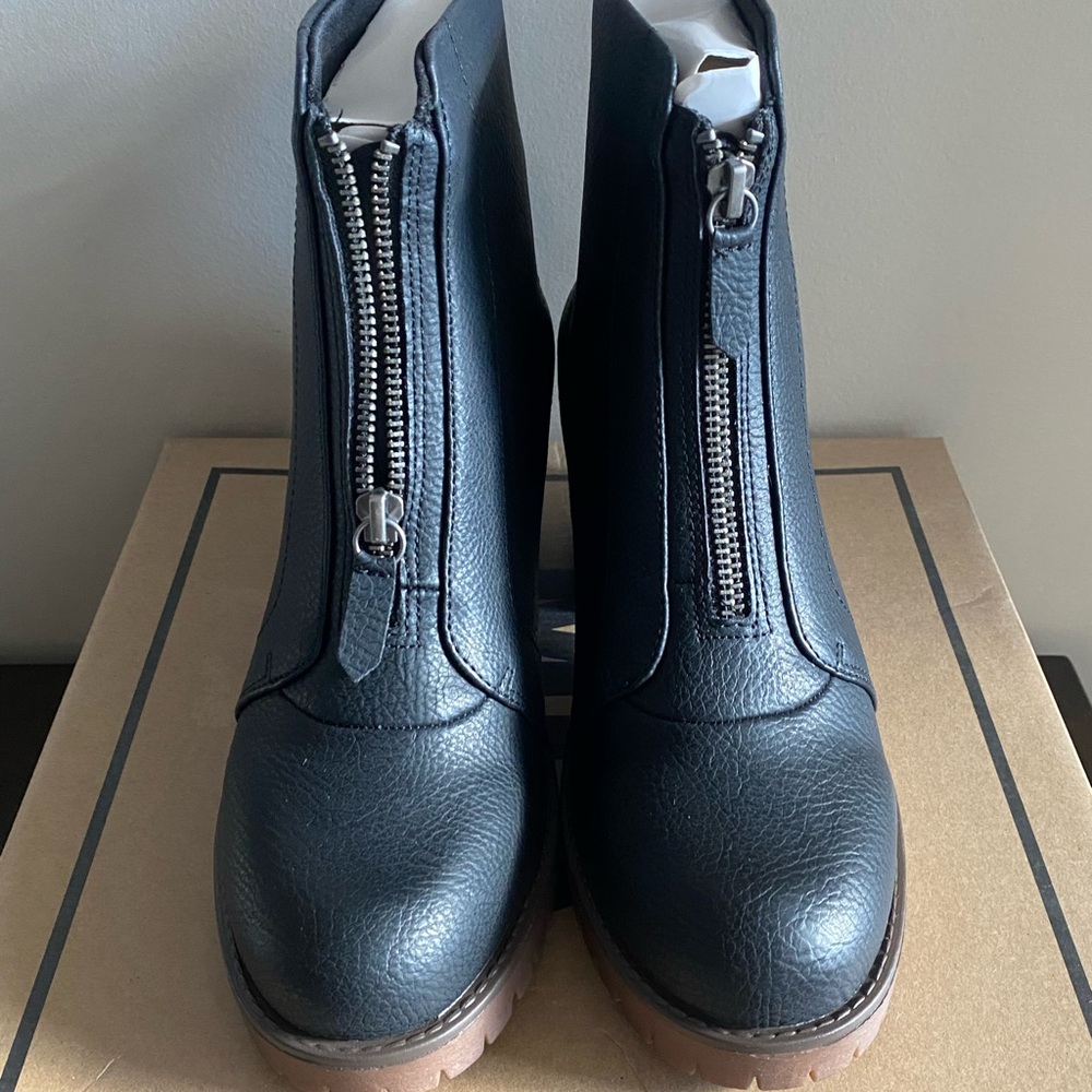 MIA Black Ankle Boots with Front Zipper